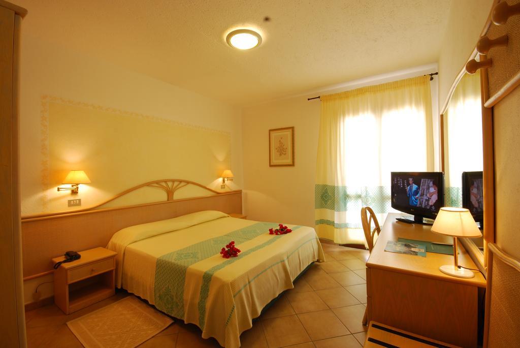 Hotel Mon Repos Baja Sardinia Chambre photo